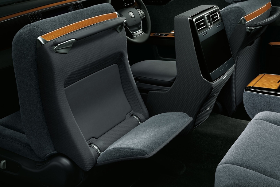 carlineup_century_design_interior_3_2