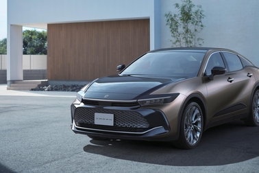 CROSSOVER G“Leather Package”(2.5Lハイブリッド車)