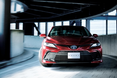 G“レザーパッケージ”(2WD)