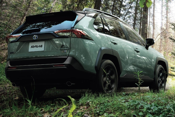 特別仕様車 Adventure “OFFROAD package Ⅱ”（ハイブリッド車）